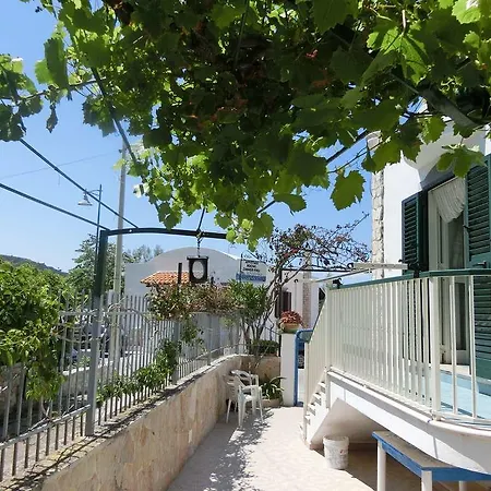 Blu Marine Casa A 10Mt Dalla Spiaggia Peschici Exterior photo